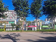 中悅三角窗大器黃金店面