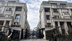 高大特區輝煌世紀/花園社區面寬雙車挑高別墅