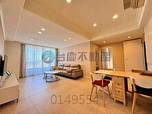 公益路商圈X鄉林夏都|高質感精裝帝王戶B1平車 