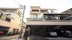 近九份子_國安街_邊間正四樓大地坪透天