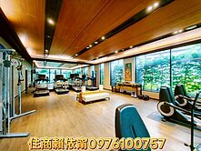 獨家力麒御品電梯三房坡平車有露台可使用T002