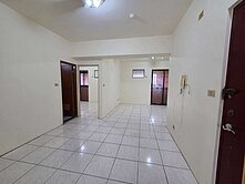 各校首府狀元地三房高實坪電梯宅超低公設平面車位