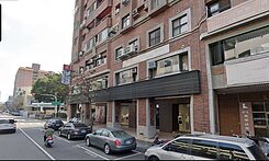 專簽㊣五期中心㊣三角窗金店面★近市府捷運站