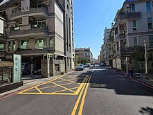 鳳甲商圈«映美墅»公園旁寧靜車墅透天