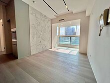 長隄美妝二房+車位