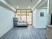 💎巨蛋商圈近捷運 | 精品大套房| 雙陽台💎