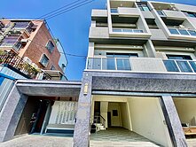 大里國光花市臨路車庫透天別墅