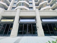 微美居全新挑高鉑金店面