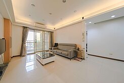 亮✨農16我家對面龍華國小|景觀大四房平車