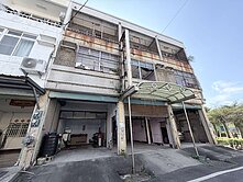 枋寮東海車站前三宅舊時光待改造透天