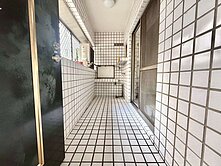 大里崇光國小旁正大明商圈大空間三房