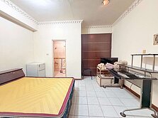 電梯大套房西區篤行路近教育大學