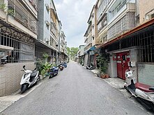 ￥獨家!!美術館旁/巨蛋瑞豐商圈/採光3樓公寓