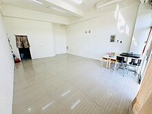 頭城烏石港黃金小店面~台灣房屋婕如~小豬