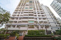 鄰近文化中心#公教首選｜近捷運&amp;輕軌#大三房平車