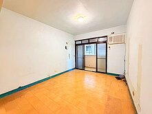 出價就談｜公寓三樓免爬高｜空間超大四房｜需整理