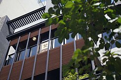 十二期｜全新完工傳家電梯店墅