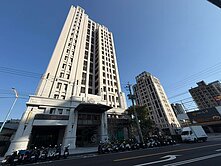 🏡 西屯12期💖四季文華💖三房＋平面車位