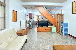 三和市場邊間透天 