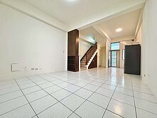 芊🌈沙鹿靜宜商圈｜前後臨路・三車位透天🌈