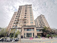 太子鎮都會公園近青埔站美三房平車