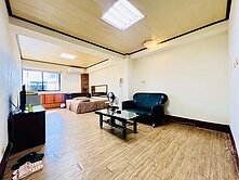 美麗島捷運火車站商圈採光超值套房