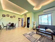 礁溪近市區.近交流道邊間優美民宿風超值孝親5房透天