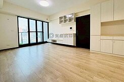 自在柳楊🧡水景第一排🧡社區最低價✨四房平車