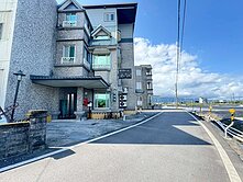 【專任】礁溪回巢農場側車道邊間透天【房仲小姐姐許晴