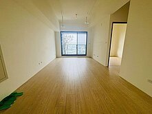 嘉磐信義｜豪宅規格建材三房雙平車高樓視野戶