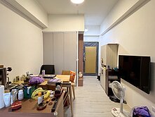 清溝夜市滿築5兩房車位華廈~台灣房屋婕如~小豬