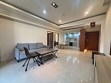 南區中山醫大慶Room28大二房雙衛浴開窗+平車