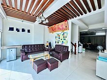 北屯運動中心超大面寬臨路店墅