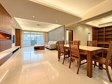 椰林大道/朝南四房+平車