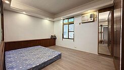 近巨蛋生活圈｜自由市場微笑公園｜翻新1+1彈性空間