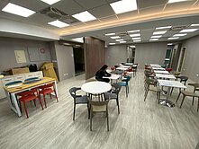 四維捷運站｜稀有陽台商辦｜商辦收租置產皆宜