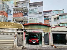 岡山｜火車站｜捷運｜活巷｜採光車庫透天 