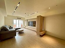 陽明國中文學院雙套三房平車callcall看屋