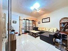 陽明學區4房邊間可停車一樓美寓