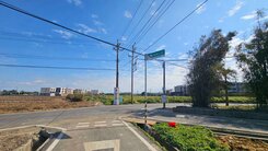 新屋區近中山西路農地