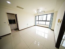 小港桂林商圈衛浴開窗明亮大兩房