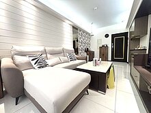 獨家❤️新西華成家漂亮２房大車位❤️即可入住