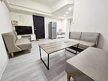 AB239-4湳雅夜市旁電梯兩房【中信房屋張翔喆】