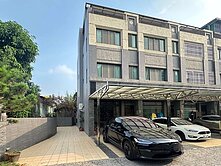 勤益邊間大地坪別墅