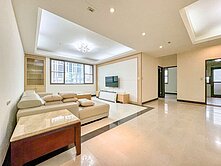 上北大天際線南向景觀四房*小巢希望團隊*宏奇