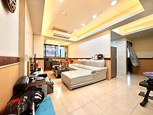 大竹宜誠🌸群英匯 空間大二房車🌸寬敞大空間