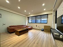 岡山核心生活圈｜雙學區人文透天｜靜巷名宅釋出