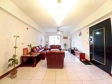 壯壯✨️專任銷售✨️北區中國醫電梯正四房+車位