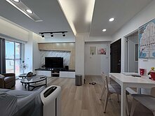 高鐵商圈翻新高樓角間三房平移車位