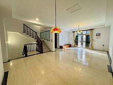 🔥【近南紡｜東區大面寬雙車孝親墅】🔥